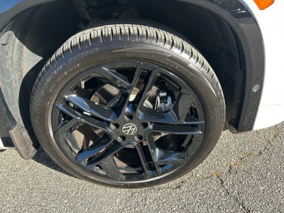 2025 Volkswagen Tiguan 2.0T SE R-Line Black