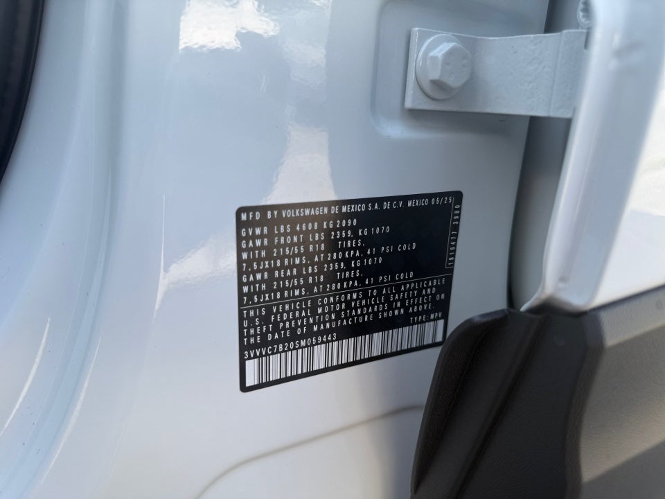 2025 Volkswagen Taos 1.5T SE