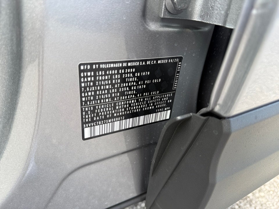 2025 Volkswagen Taos 1.5T SE