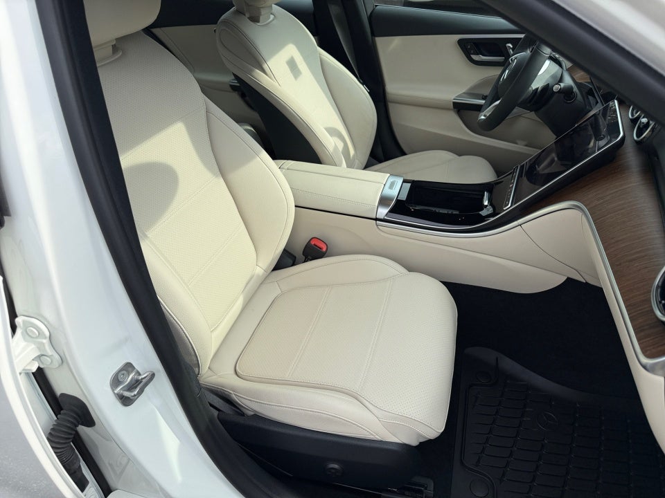 2024 Mercedes-Benz C 300 C 300