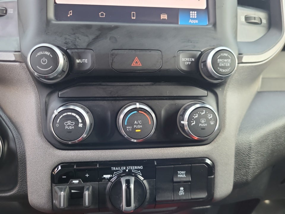 2024 RAM 1500 Tradesman Quad Cab 4x4 6'4" Box