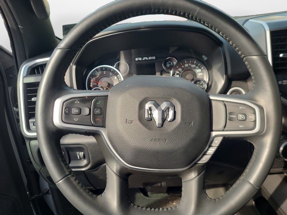 2023 RAM 1500 Big Horn Crew Cab 4x4 5'7" Box