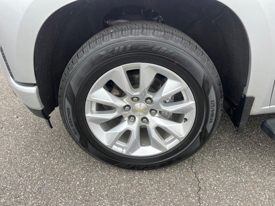 2020 Chevrolet Silverado 2WD Crew Cab Short Bed Custom