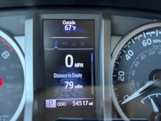 2022 Toyota TACOMA SR5 SR5 V6