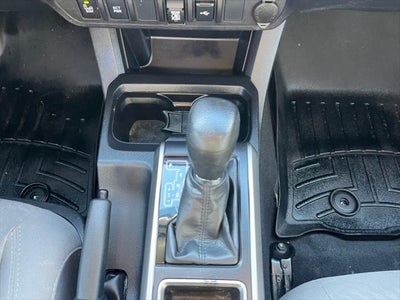 2022 Toyota TACOMA SR5 SR5 V6