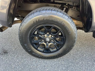 2022 Toyota TACOMA SR5 SR5 V6