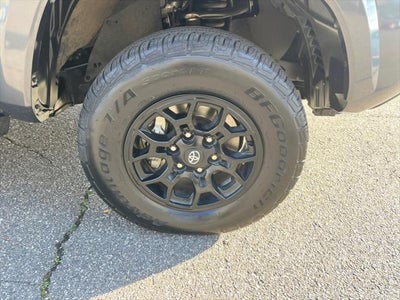 2022 Toyota TACOMA SR5 SR5 V6