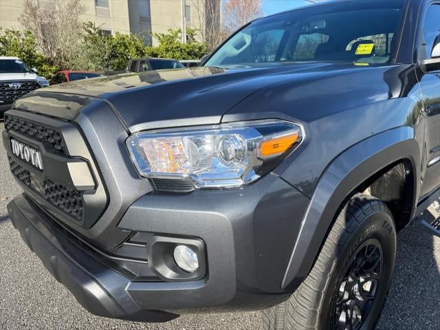 2022 Toyota TACOMA SR5 SR5 V6