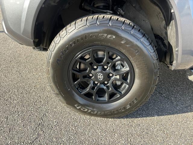 2022 Toyota TACOMA SR5 SR5 V6