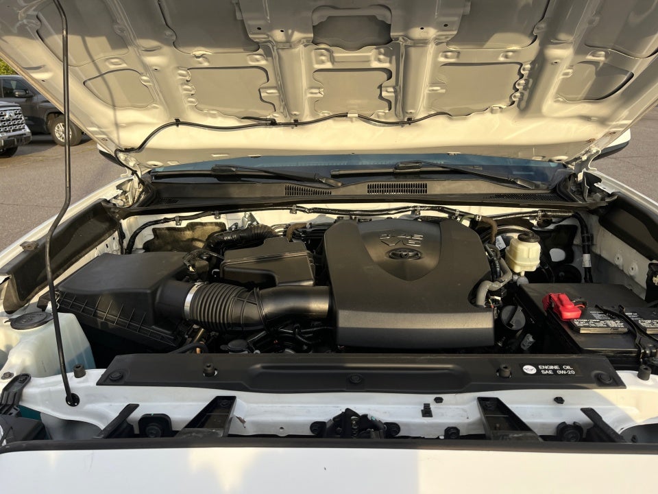2019 Toyota TACOMA SR SR V6
