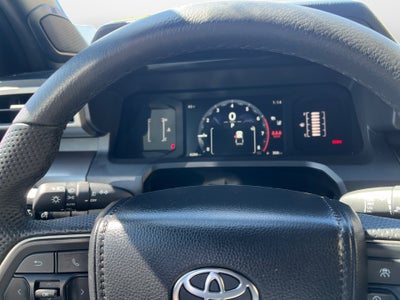 2025 Toyota TACOMA SR5 SR5