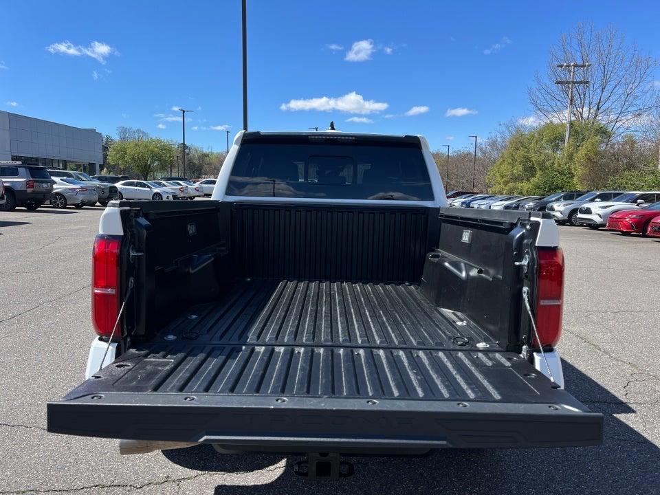 2025 Toyota TACOMA SR5 SR5