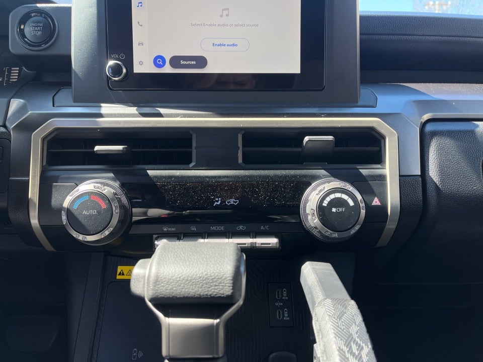 2025 Toyota TACOMA SR5 SR5