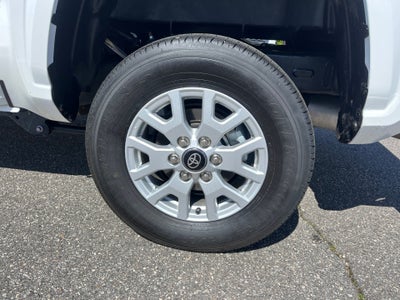 2025 Toyota TACOMA SR5 SR5