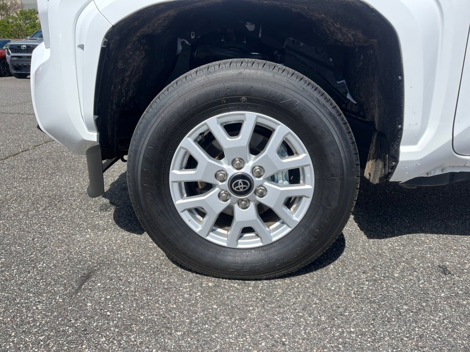 2025 Toyota TACOMA SR5 SR5