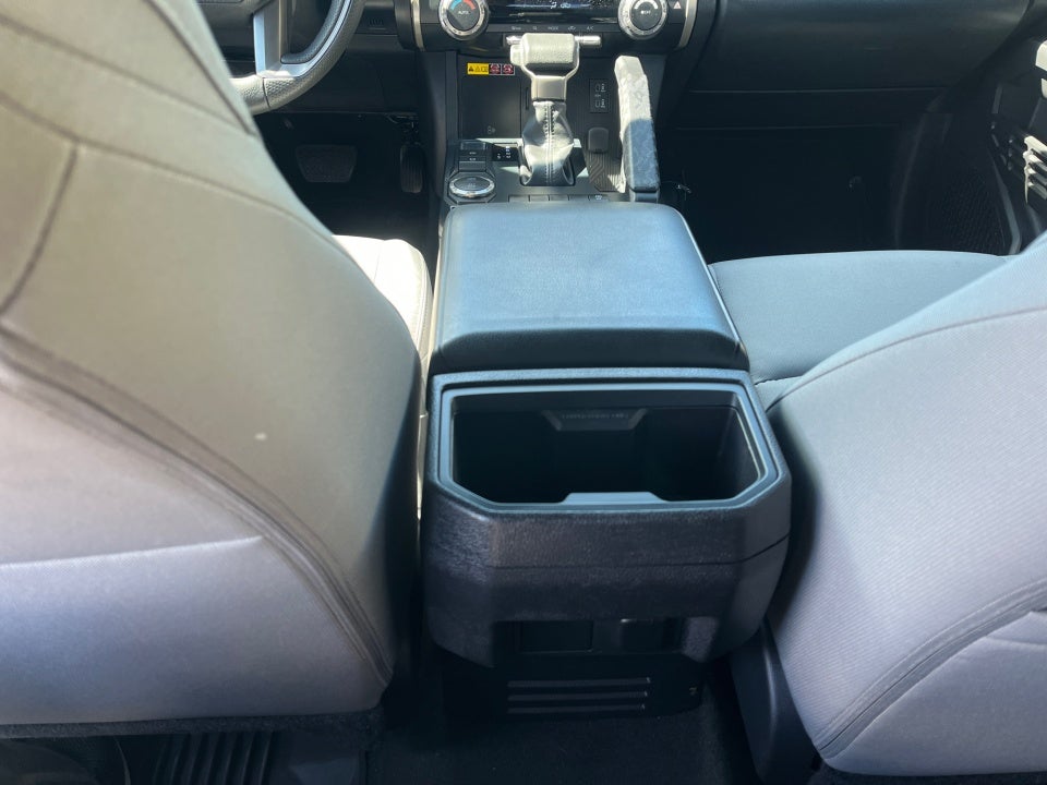 2025 Toyota TACOMA SR5 SR5