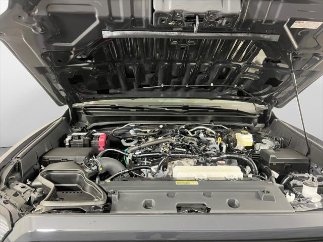 2025 Toyota TACOMA SR5 SR5