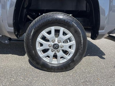 2025 Toyota TACOMA SR5 SR5