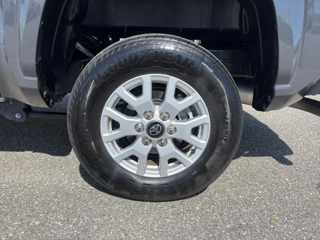 2025 Toyota TACOMA SR5 SR5