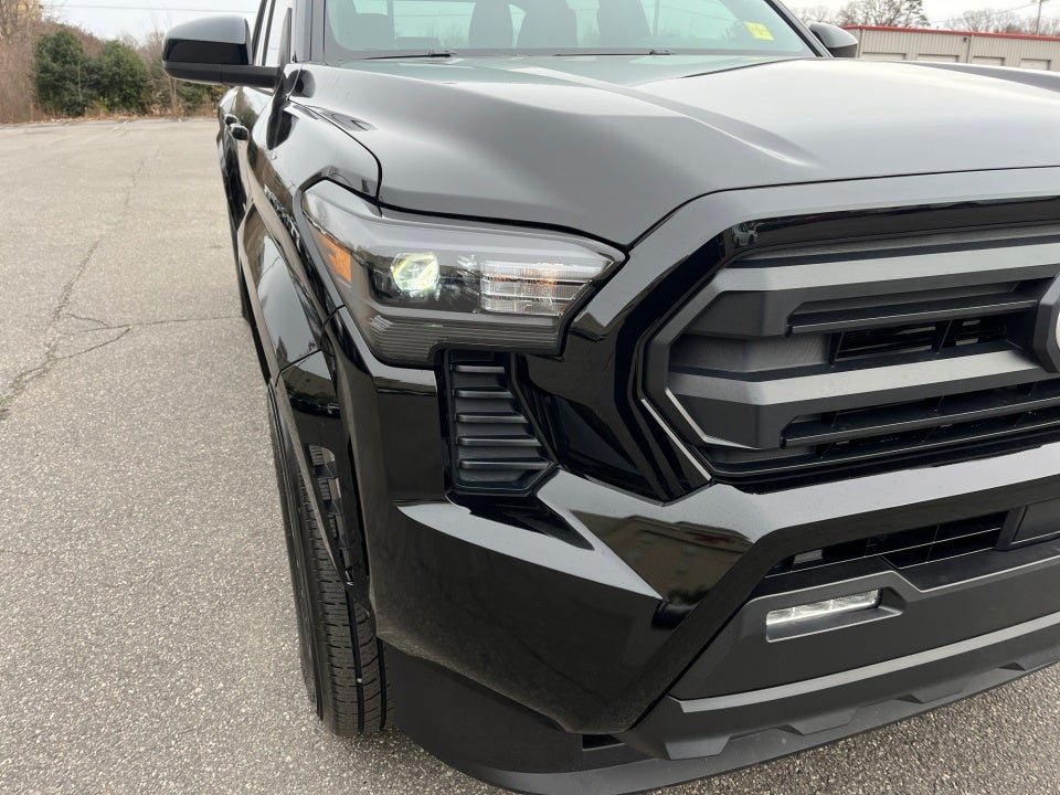 2025 Toyota TACOMA SR5 SR5