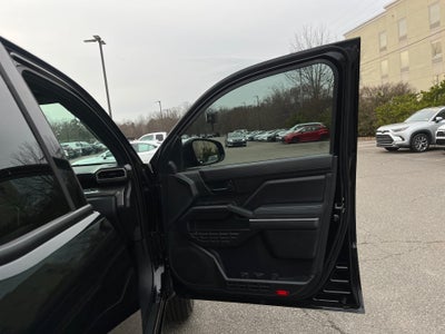 2025 Toyota TACOMA SR5 SR5