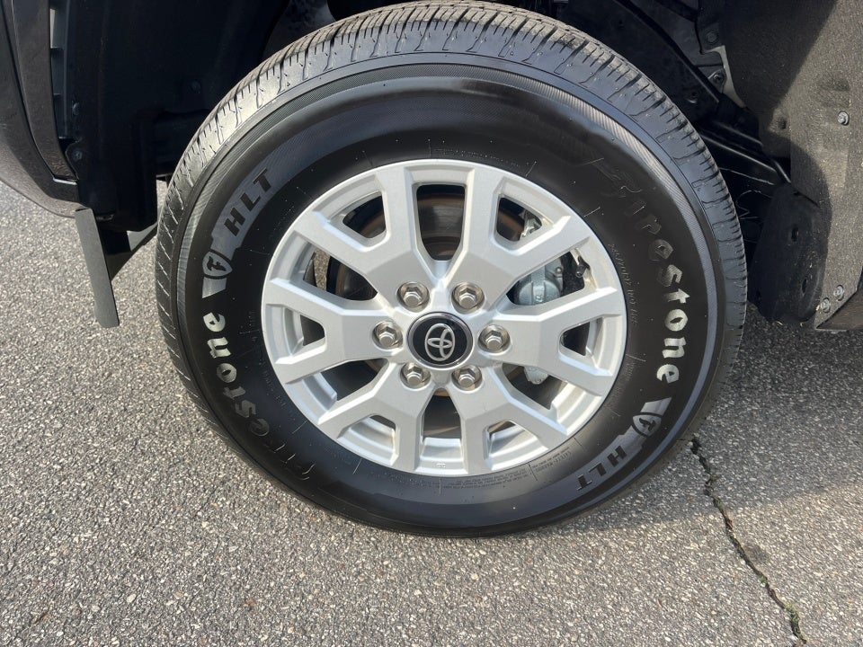 2024 Toyota TACOMA SR5 SR5