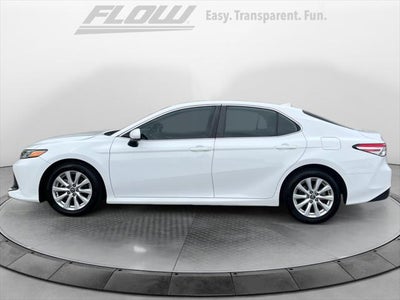 2019 Toyota CAMRY LE