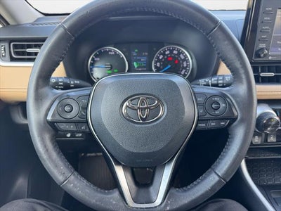 2021 Toyota RAV4 HYBRID XLE Premium