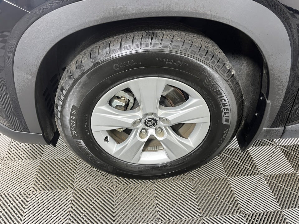 2025 Toyota GRAND HIGHLANDER LE