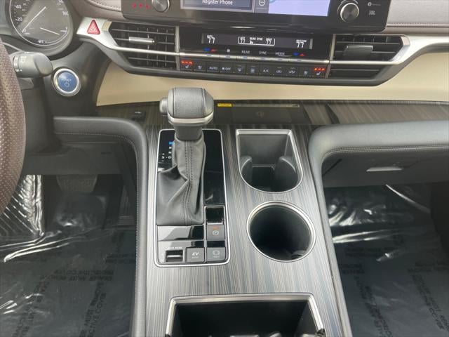 2023 Toyota SIENNA PLATINUM Platinum