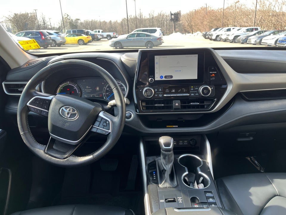 2025 Toyota HIGHLANDER HEV XLE