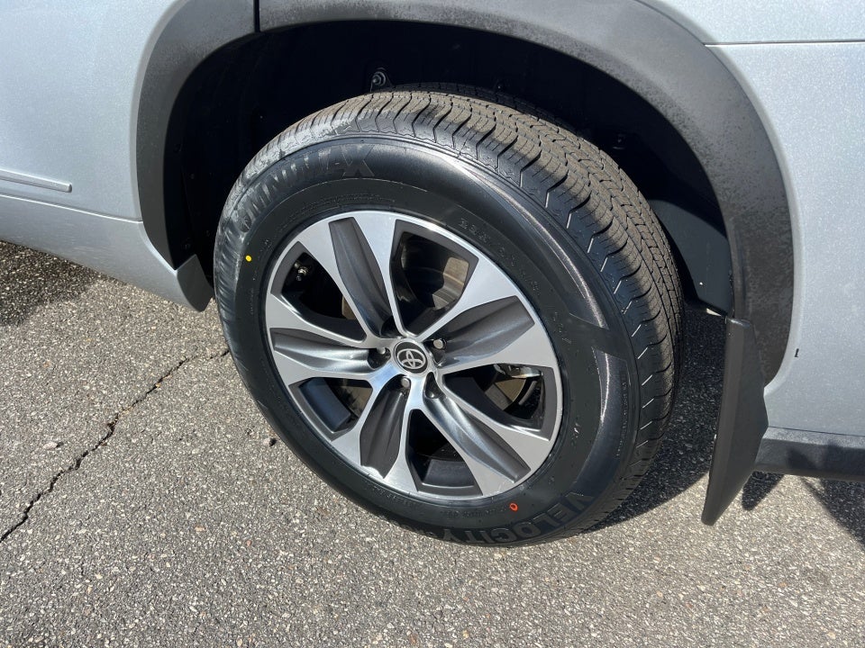 2025 Toyota HIGHLANDER HEV XLE