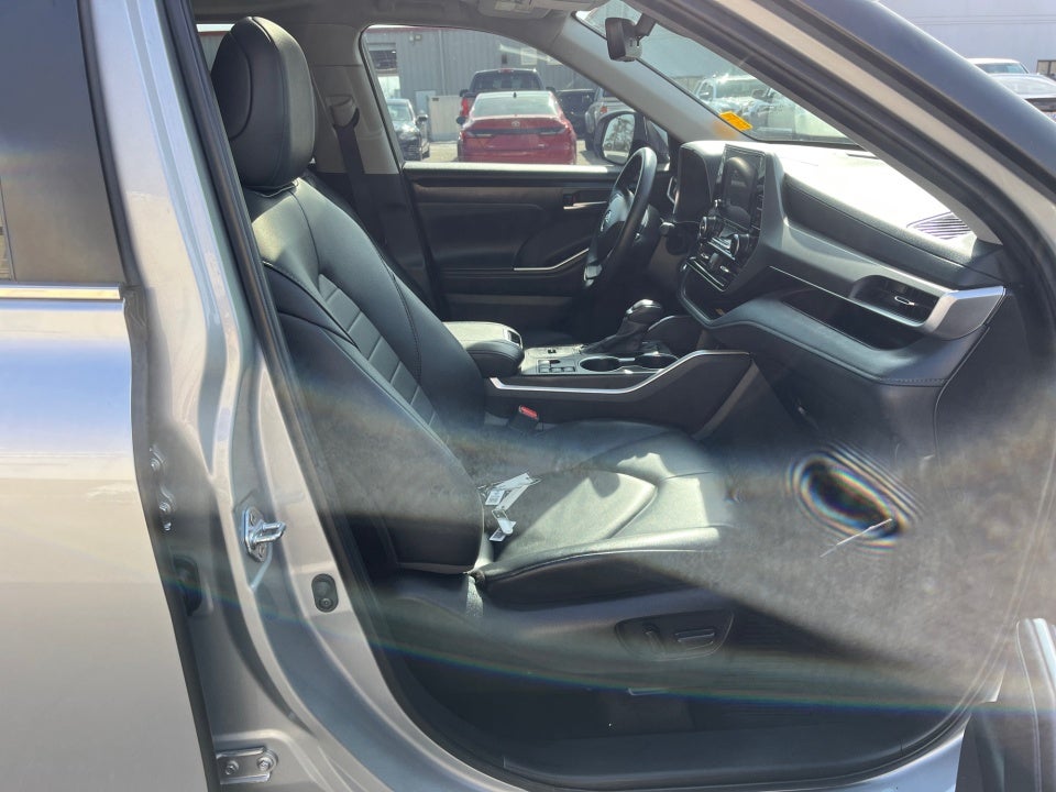 2025 Toyota HIGHLANDER HEV XLE