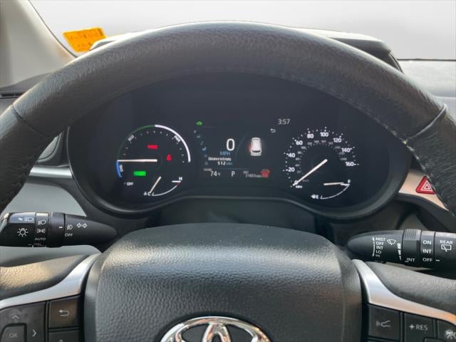 2025 Toyota SIENNA XLE XLE 8 Passenger