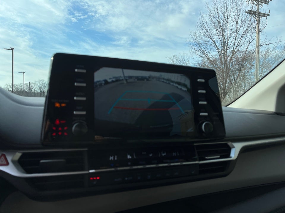 2024 Toyota SIENNA XLE XLE