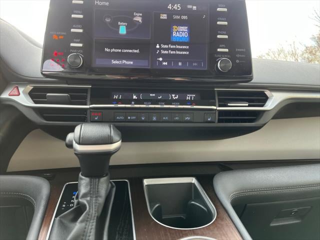 2024 Toyota SIENNA XLE XLE