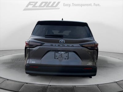 2024 Toyota SIENNA XLE XLE