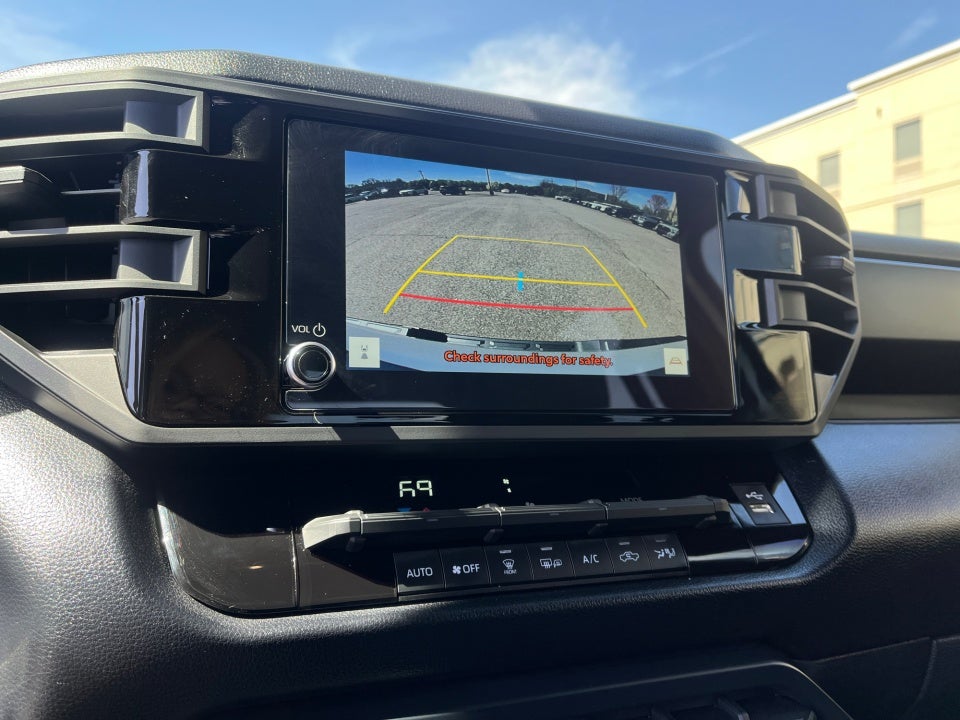 2026 Toyota TUNDRA 4X4 SR CrewMax 5.5' Bed