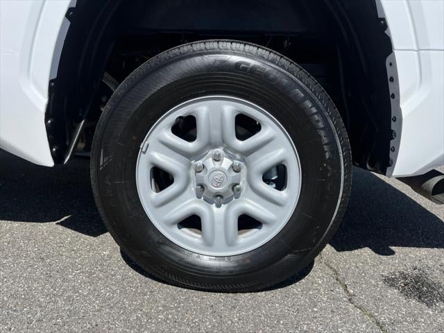 2026 Toyota TUNDRA 4X4 SR CrewMax 5.5' Bed