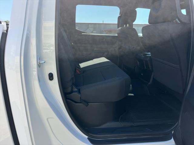 2026 Toyota TUNDRA 4X4 SR CrewMax 5.5' Bed