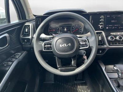2023 Kia Sorento LX