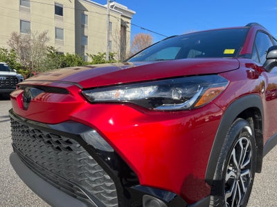 2025 Toyota COROLLA CROSS HV SE