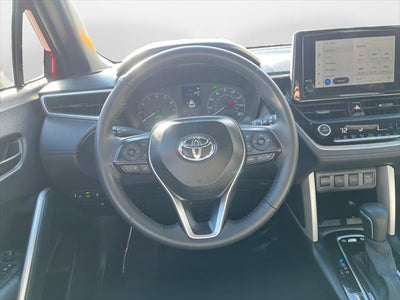 2025 Toyota COROLLA CROSS HV SE