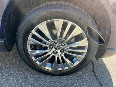 2021 Toyota Venza LIMITED Limited