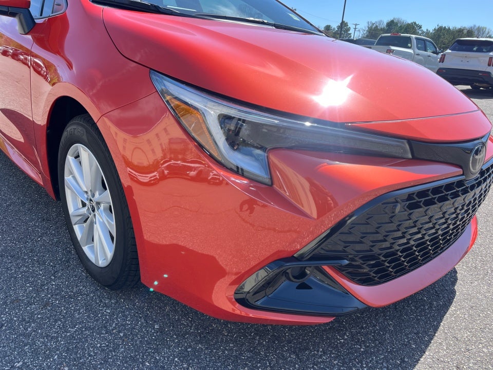 2025 Toyota COROLLA HATCHBACK SE