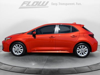 2025 Toyota COROLLA HATCHBACK SE