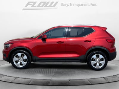 2019 Volvo XC40 T4 Momentum