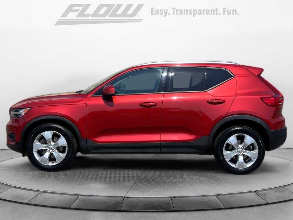 2019 Volvo XC40 T4 Momentum