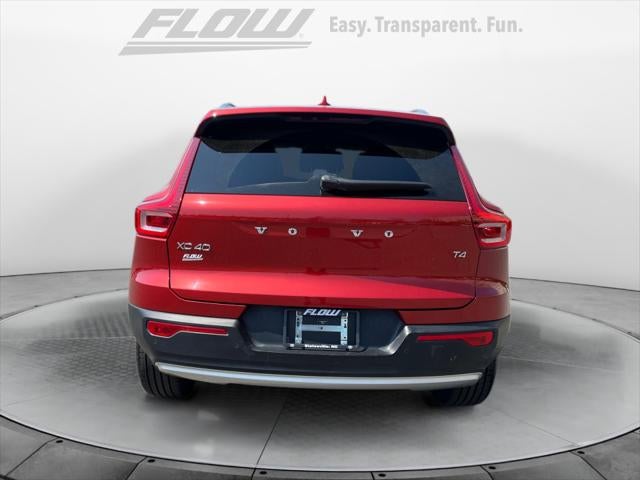 2019 Volvo XC40 T4 Momentum