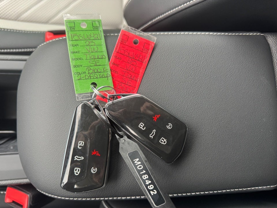 2025 Volkswagen Tiguan 2.0T SE